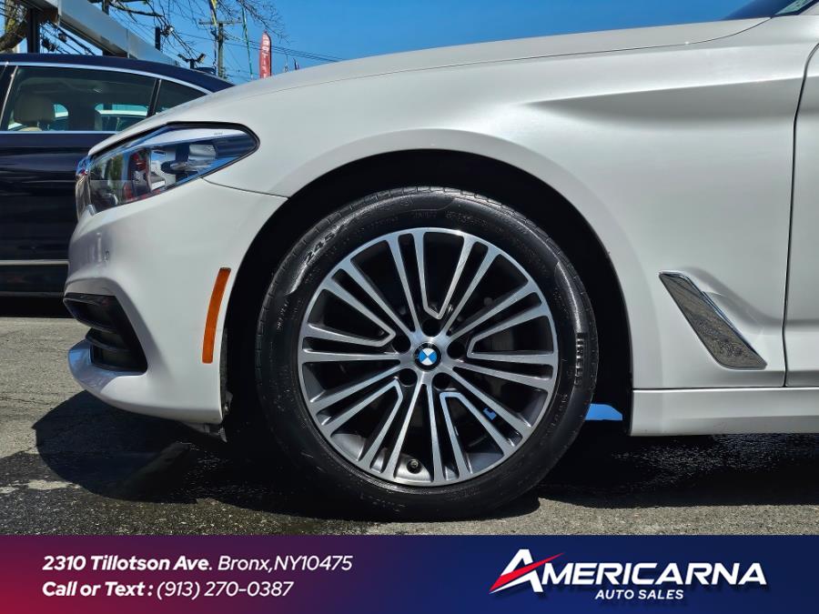 2019 BMW 5-Series 530i xDrive Sedan photo