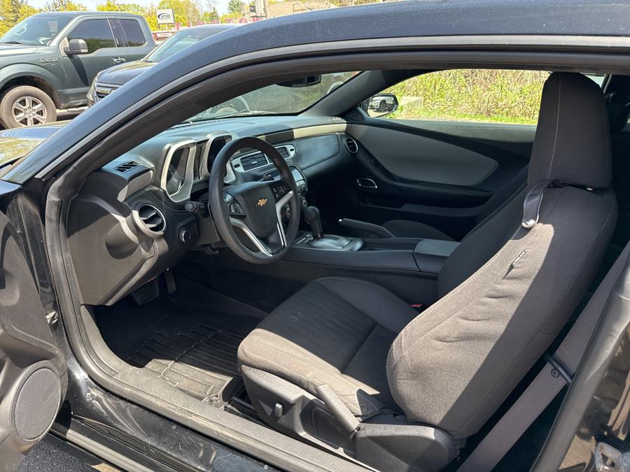 2015 Chevrolet Camaro 2dr Cpe LS w/2LS photo