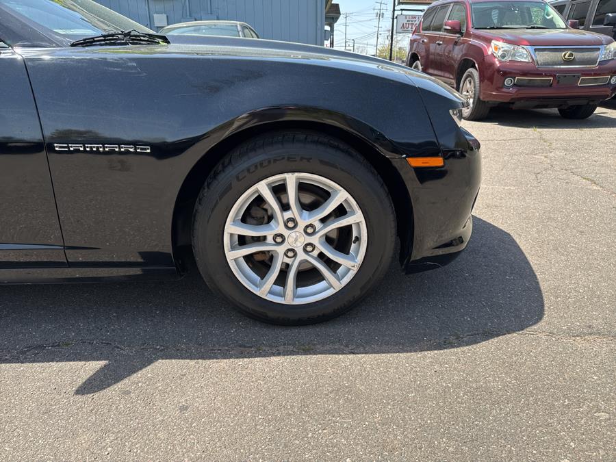 2015 Chevrolet Camaro 2dr Cpe LS w/2LS photo