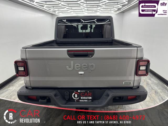 2020 Jeep Gladiator Overland 4X4 photo