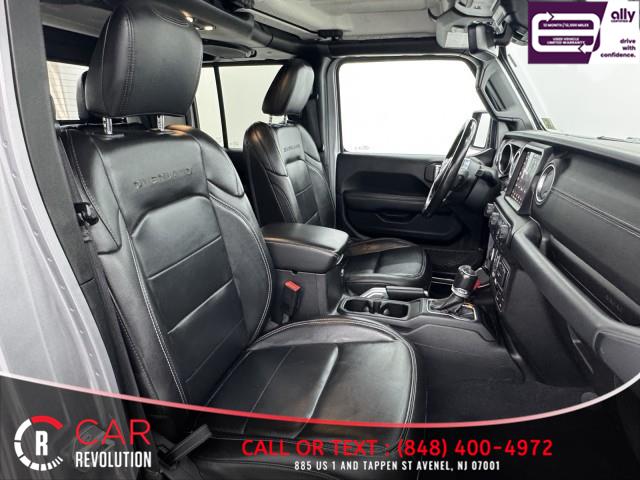 2020 Jeep Gladiator Overland 4X4 photo