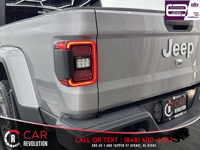 2020 Jeep Gladiator Overland 4X4 photo