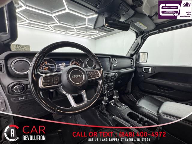 2020 Jeep Gladiator Overland 4X4 photo
