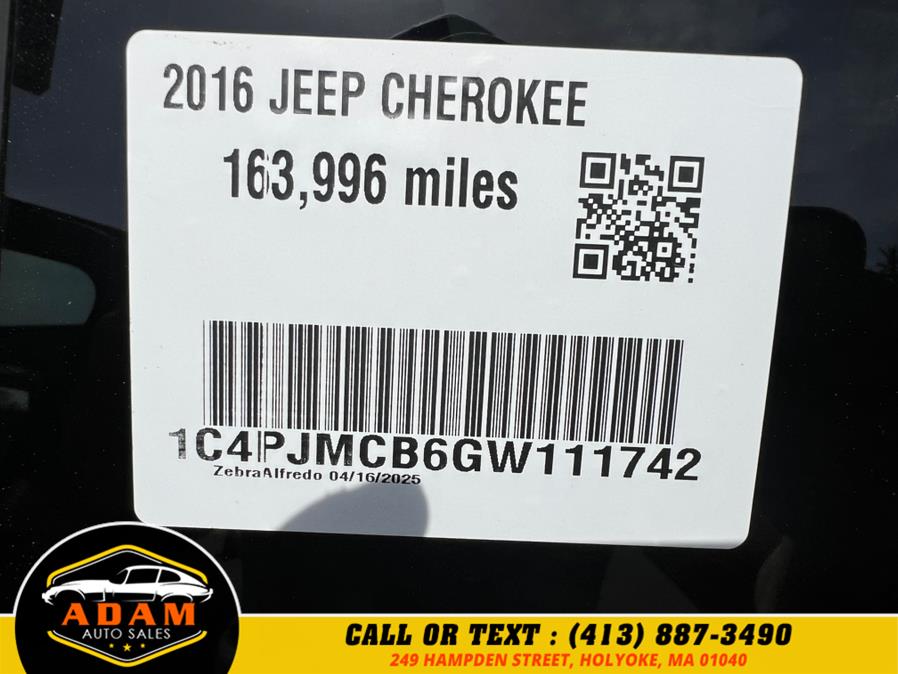 2016 Jeep Cherokee 4WD 4dr Latitude photo