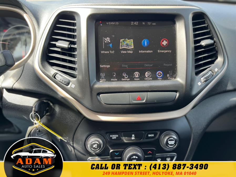 2016 Jeep Cherokee 4WD 4dr Latitude photo