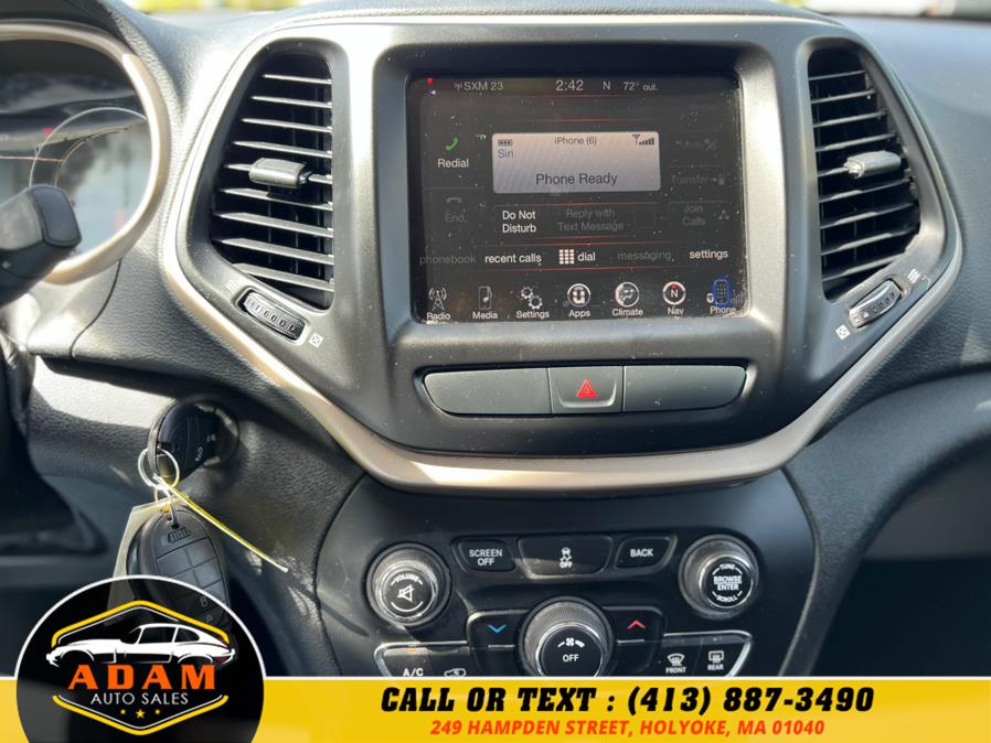 2016 Jeep Cherokee 4WD 4dr Latitude photo