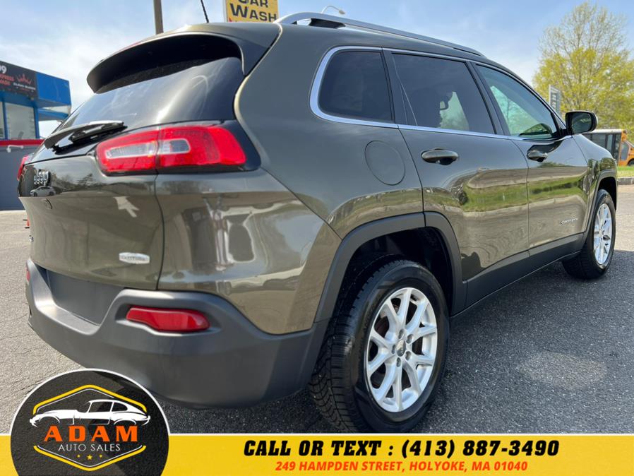 2016 Jeep Cherokee 4WD 4dr Latitude photo