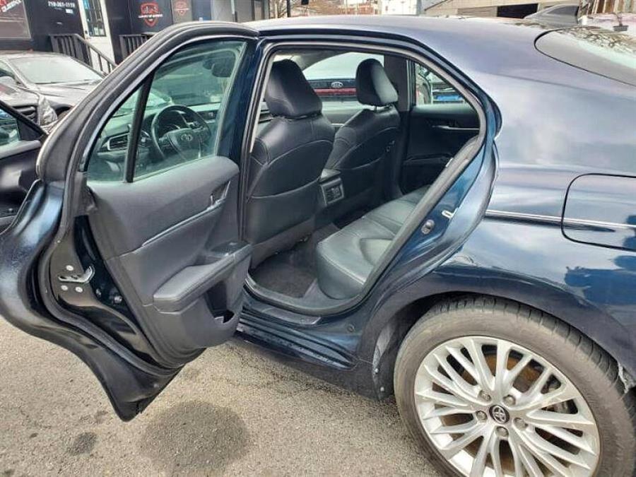 2020 Toyota Camry XLE Auto Natl photo