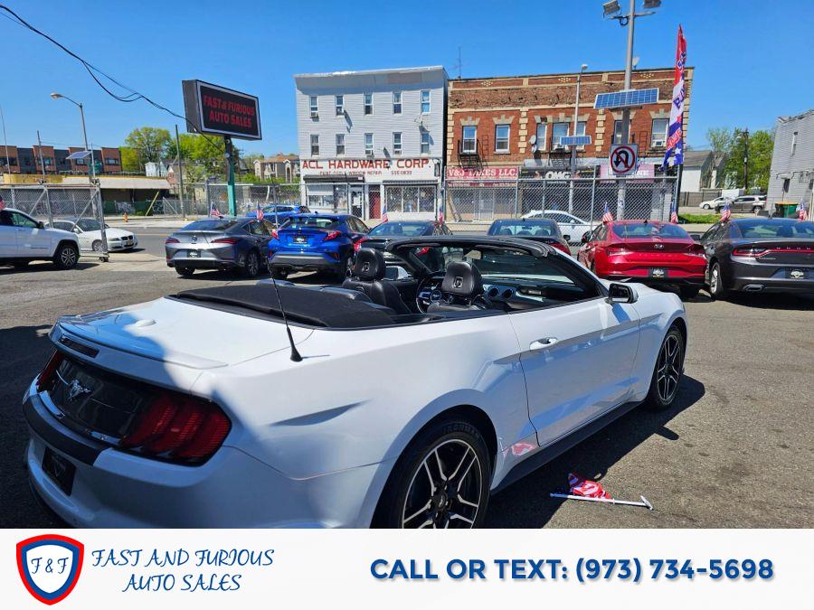 2023 Ford Mustang EcoBoost Premium Convertible 2 photo
