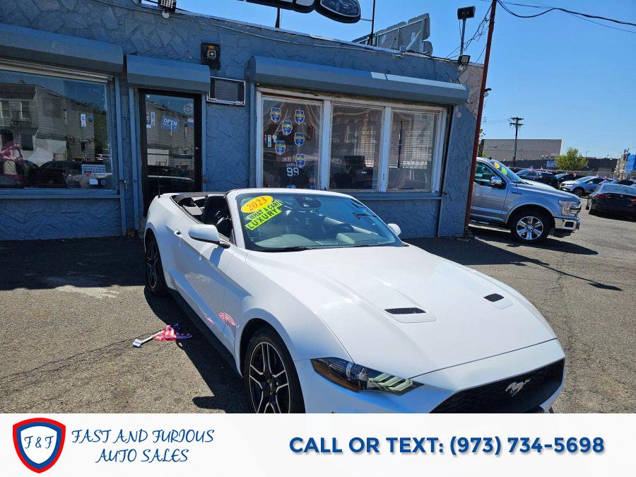 2023 Ford Mustang EcoBoost Premium Convertible 2 photo