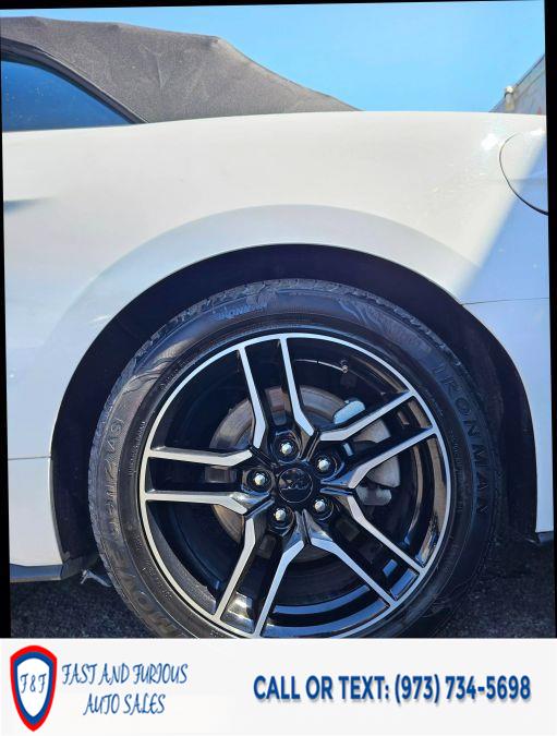 2023 Ford Mustang EcoBoost Premium Convertible 2 photo