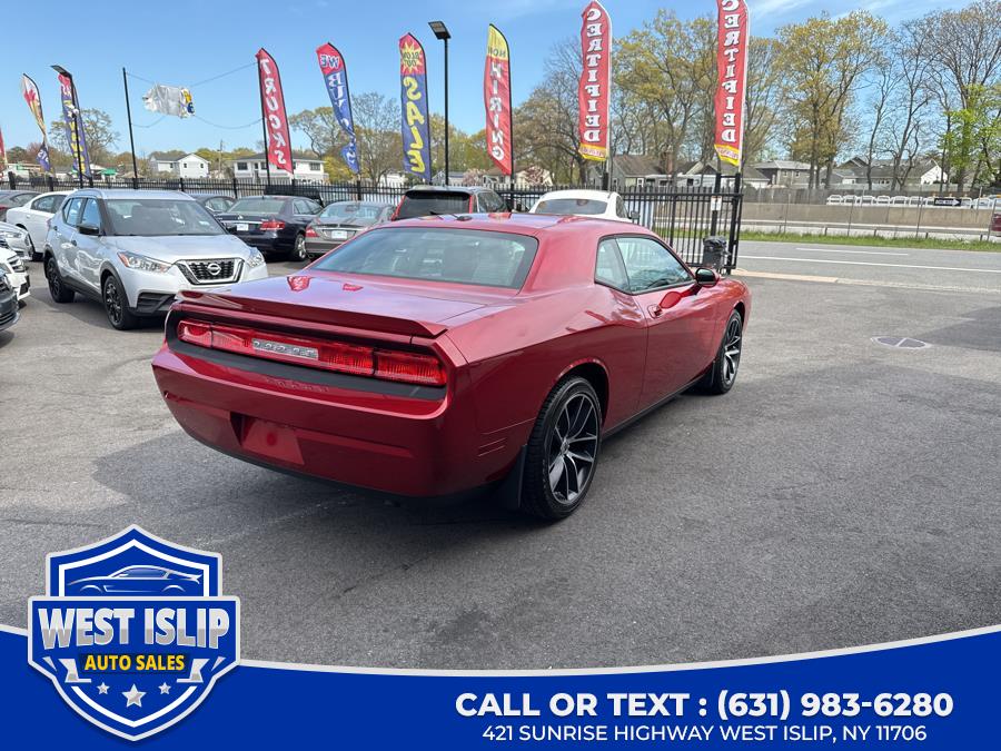 2010 Dodge Challenger SE photo