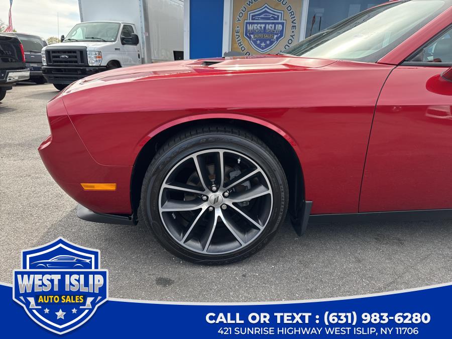 2010 Dodge Challenger SE photo