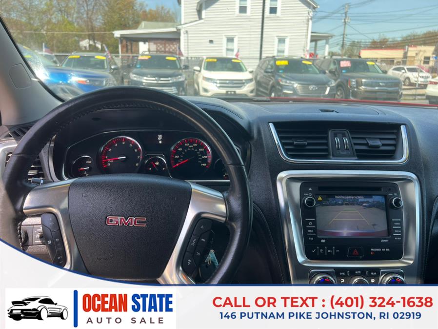 2013 GMC Acadia SLE-2 photo