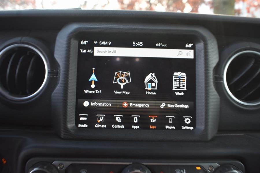 2023 Jeep Wrangler Sahara 4xe photo