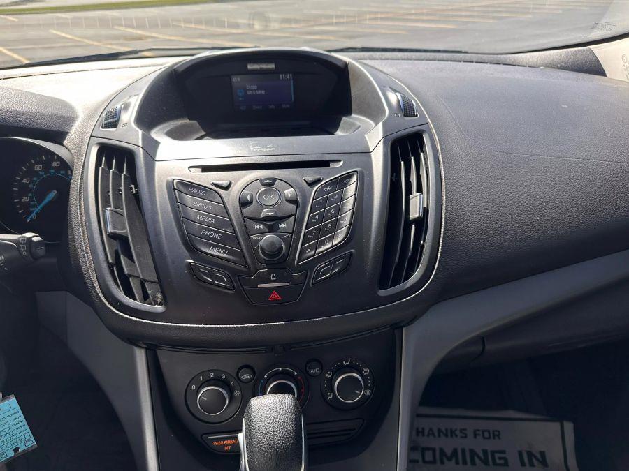 2016 Ford Escape SE Sport Utility 4D photo