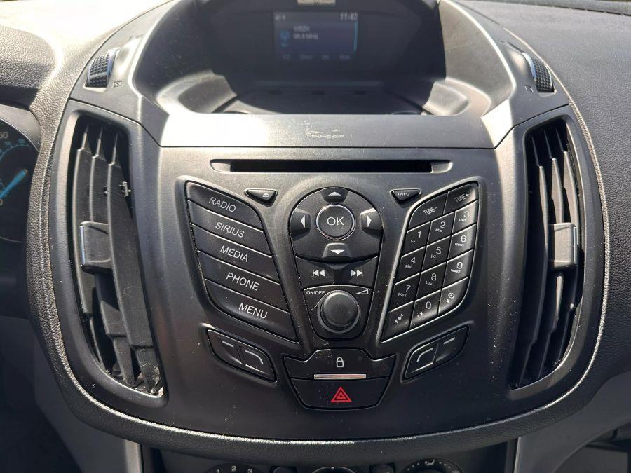 2016 Ford Escape SE Sport Utility 4D photo