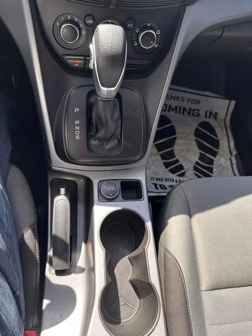 2016 Ford Escape SE Sport Utility 4D photo
