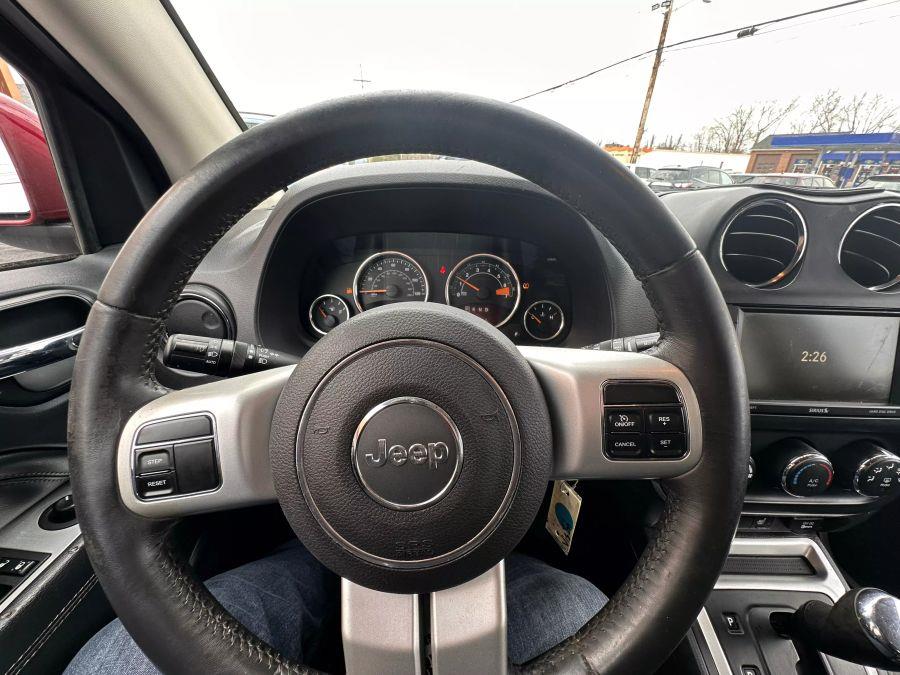 2016 Jeep Compass Latitude Sport Utility 4D photo