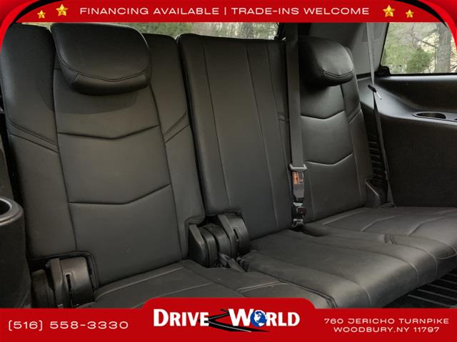 2019 Cadillac Escalade Luxury photo