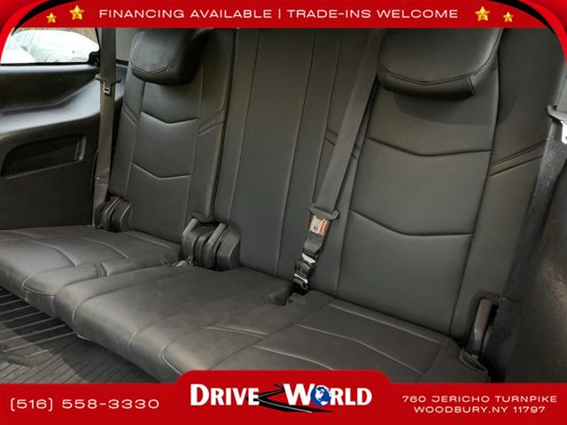 2019 Cadillac Escalade Luxury photo