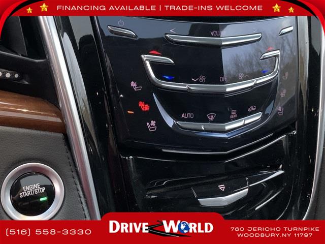 2019 Cadillac Escalade Luxury photo