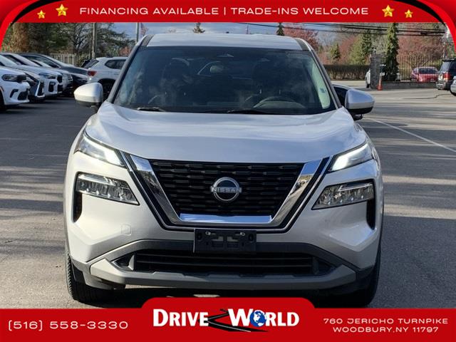 2023 Nissan Rogue SV photo 6