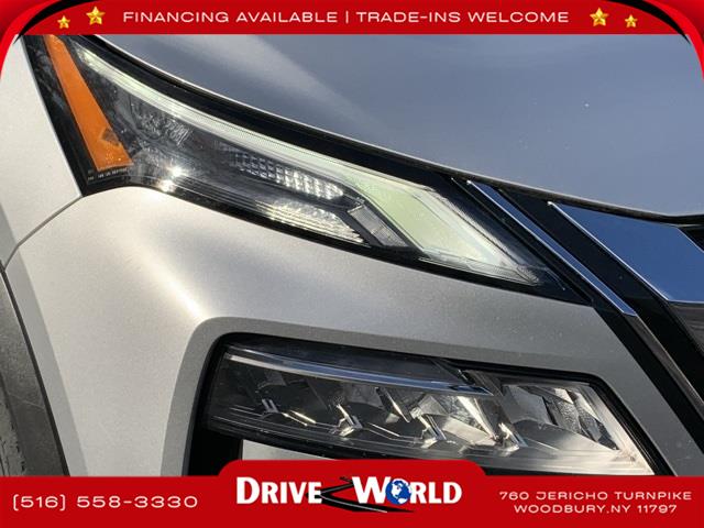 2023 Nissan Rogue SV photo 11