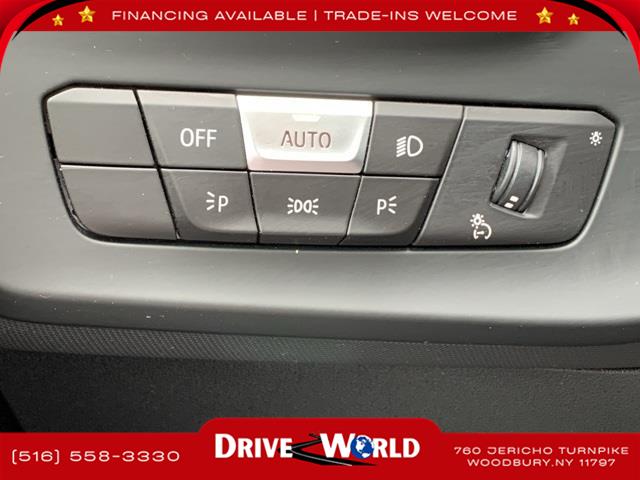 2022 BMW 2 Series 228i xDrive photo