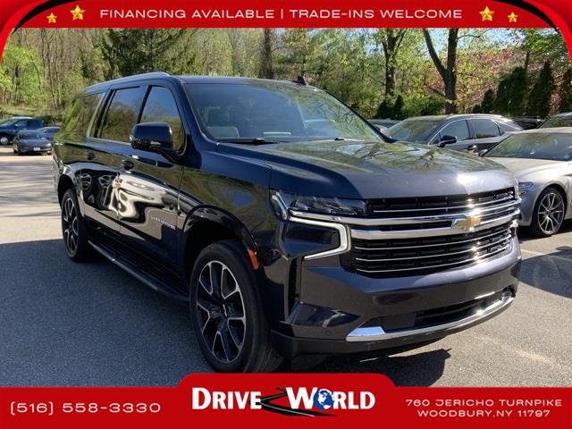 2022 Chevrolet Suburban LT photo