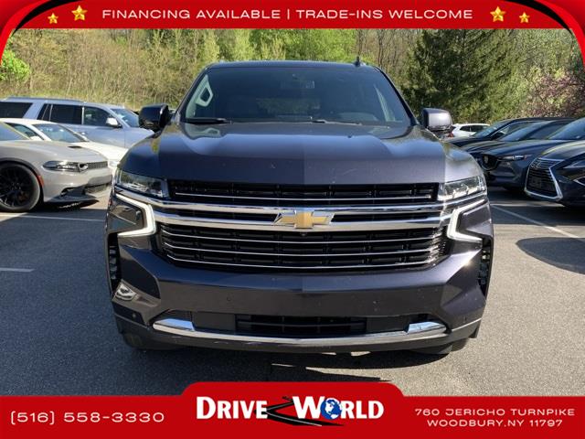 2022 Chevrolet Suburban LT photo