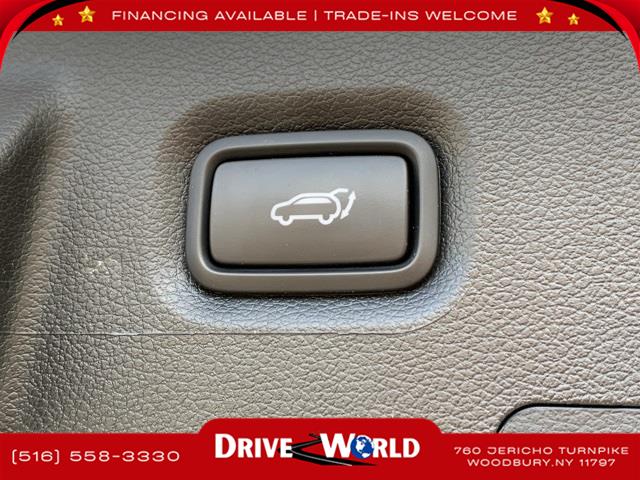 2023 Hyundai Santa Fe SEL photo