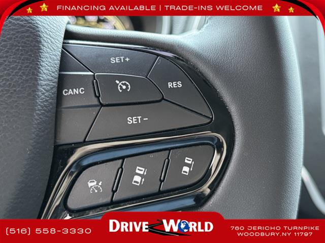 2023 Jeep Cherokee Altitude photo