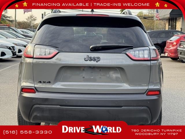 2023 Jeep Cherokee Altitude photo