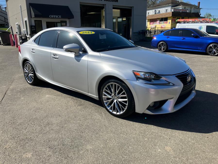 2014 Lexus IS 250 photo