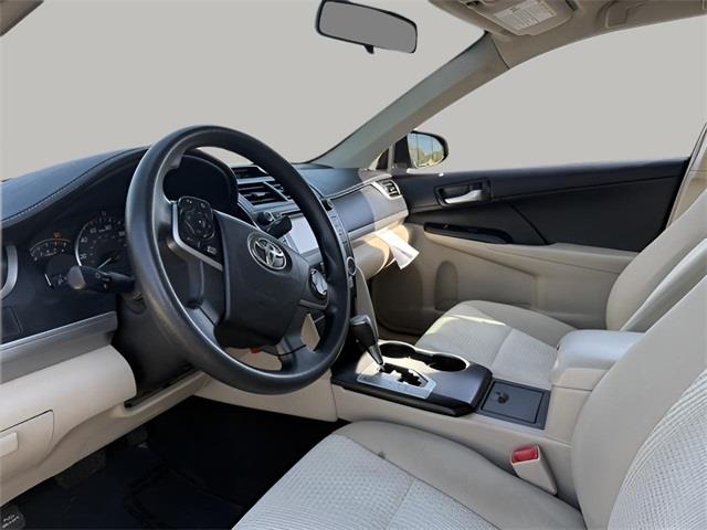 2014 Toyota Camry L photo