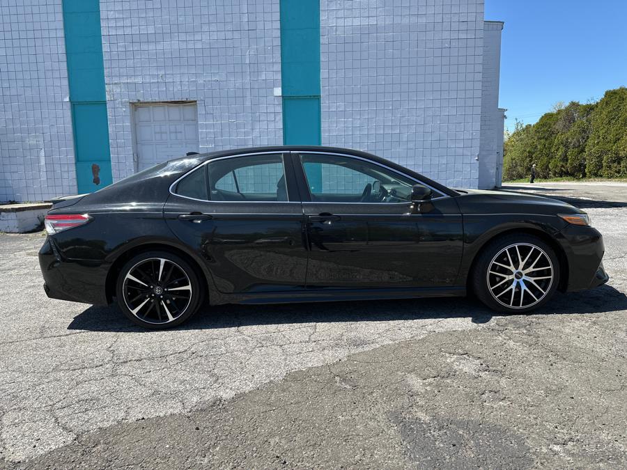 2018 Toyota Camry XSE V6 Auto (Natl) photo