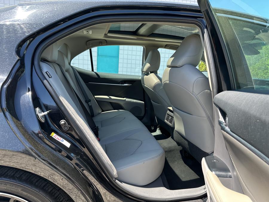 2018 Toyota Camry XSE V6 Auto (Natl) photo