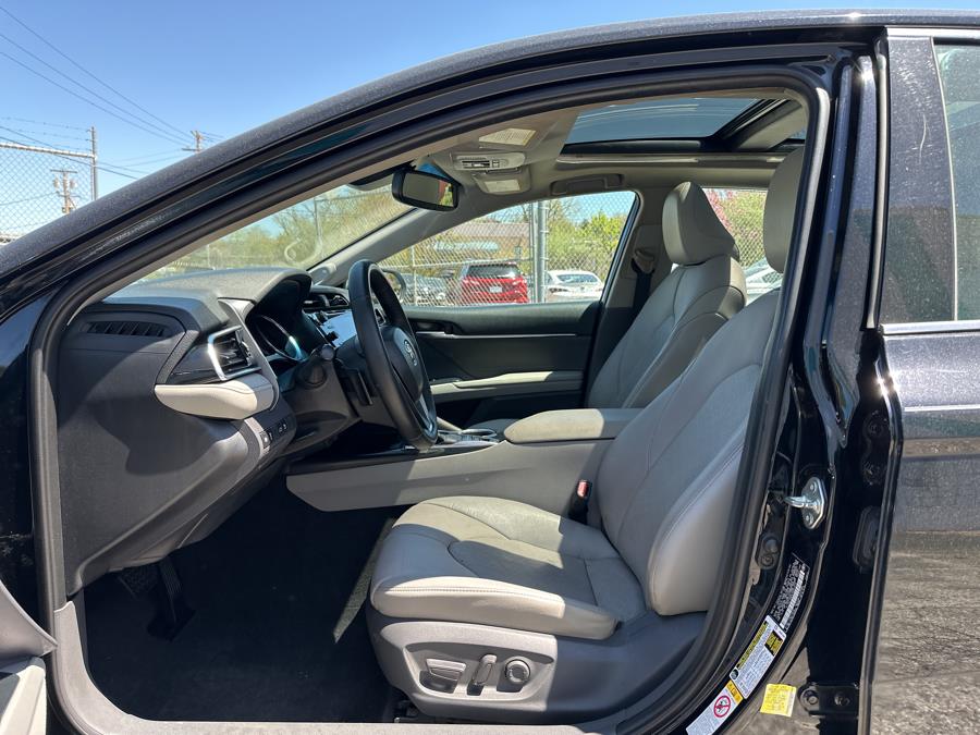 2018 Toyota Camry XSE V6 Auto (Natl) photo