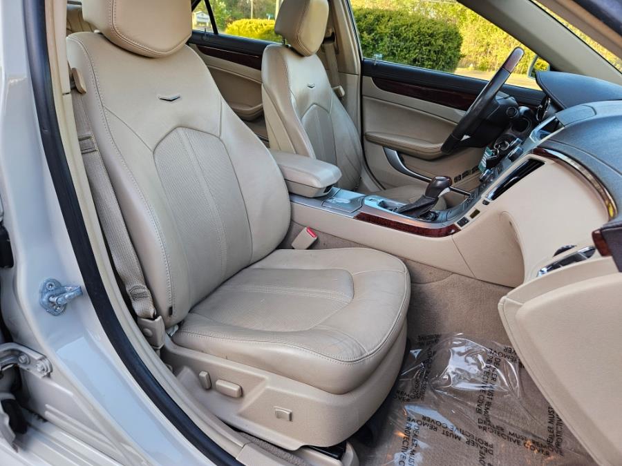 2011 Cadillac CTS 3.0L Luxury photo