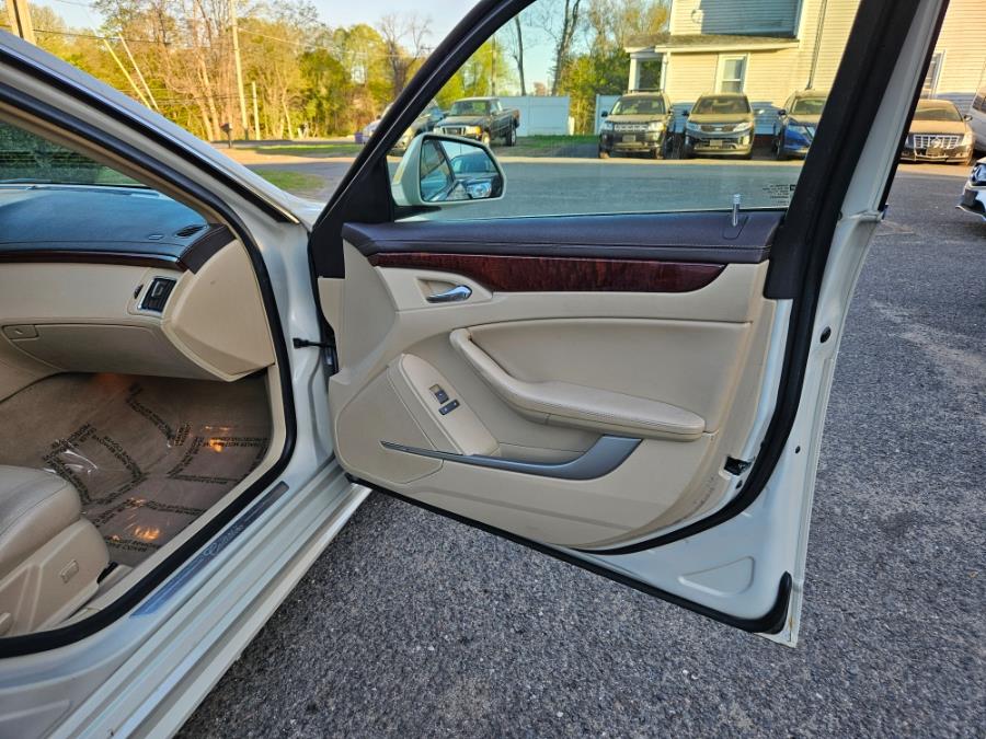 2011 Cadillac CTS 3.0L Luxury photo