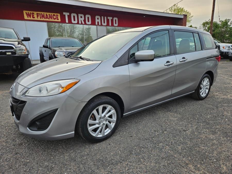 2012 Mazda Mazda5 Sport photo