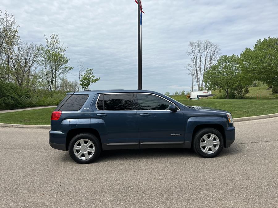 2016 GMC Terrain FWD 4dr SLE w/SLE-1 photo