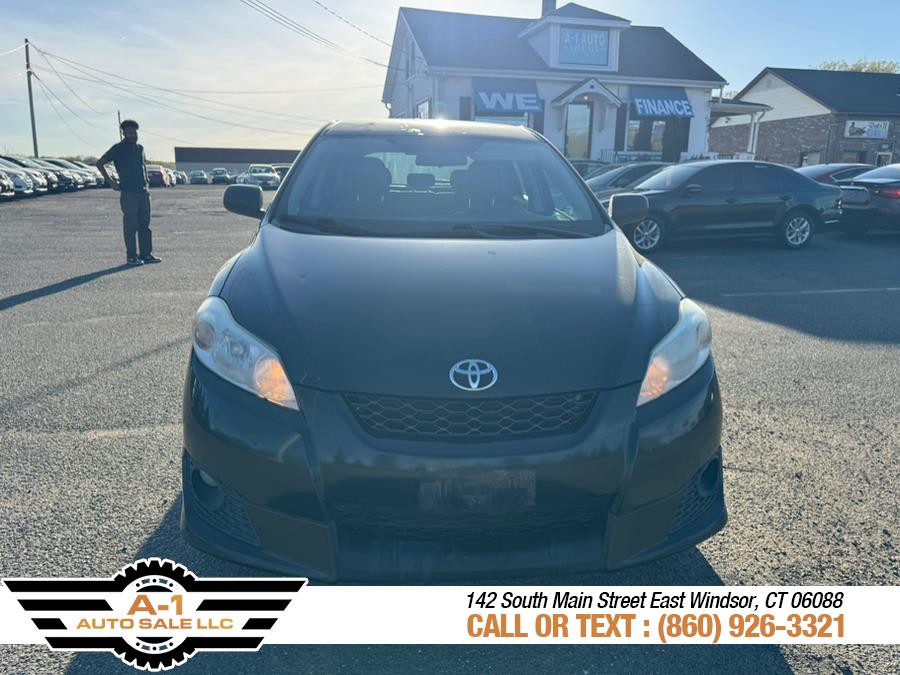 2010 Toyota Matrix photo