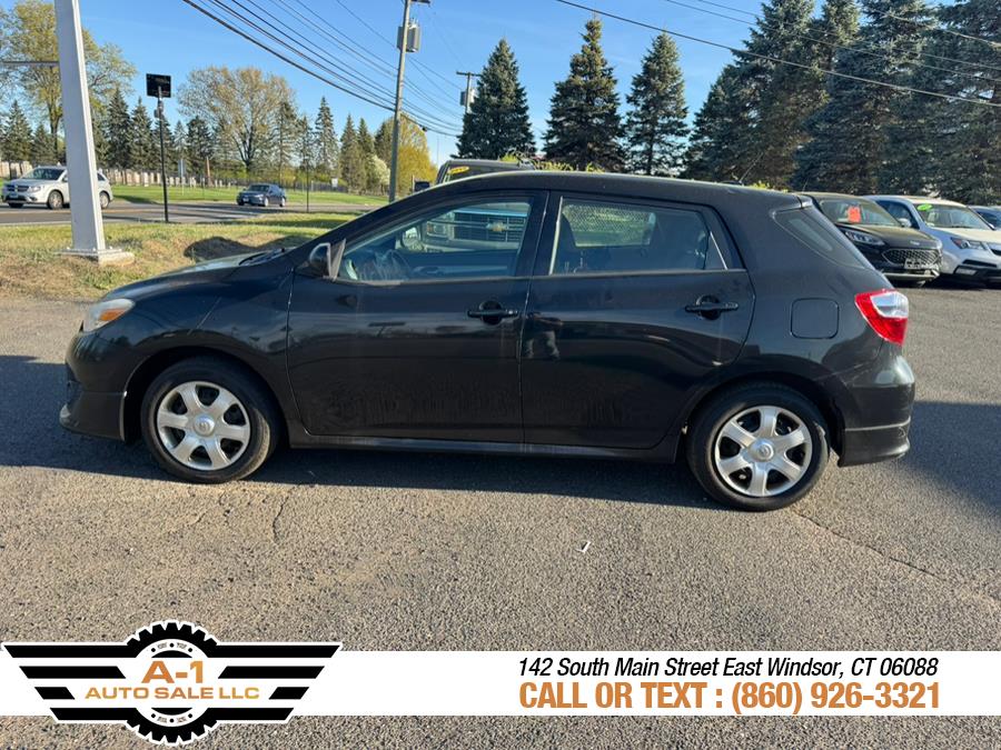 2010 Toyota Matrix photo