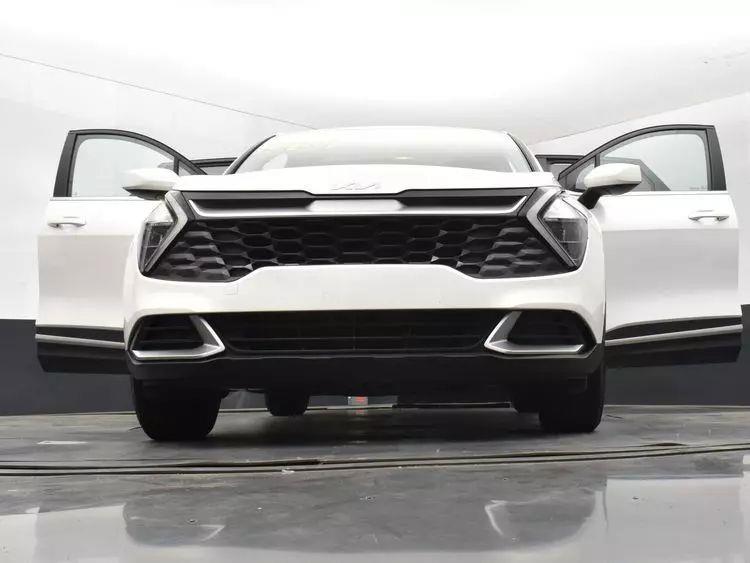 2023 Kia Sportage LX Sport Utility 4D photo