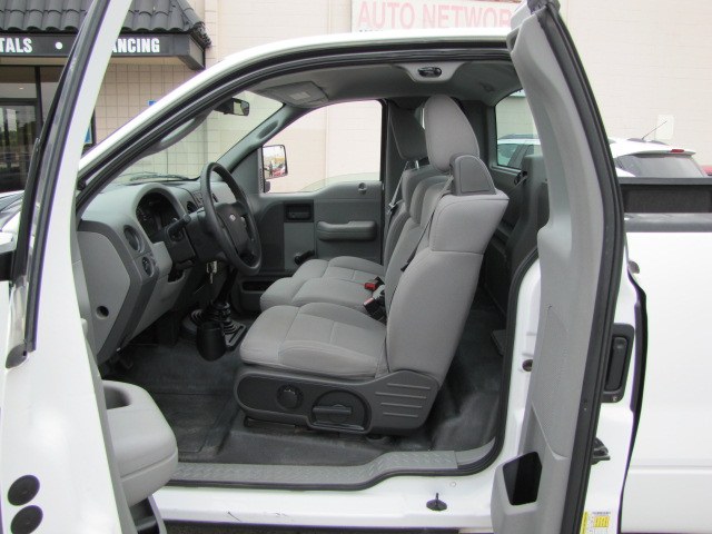 2006 Ford F-150 XL photo