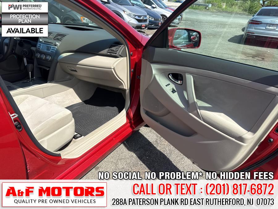 2010 Toyota Camry photo