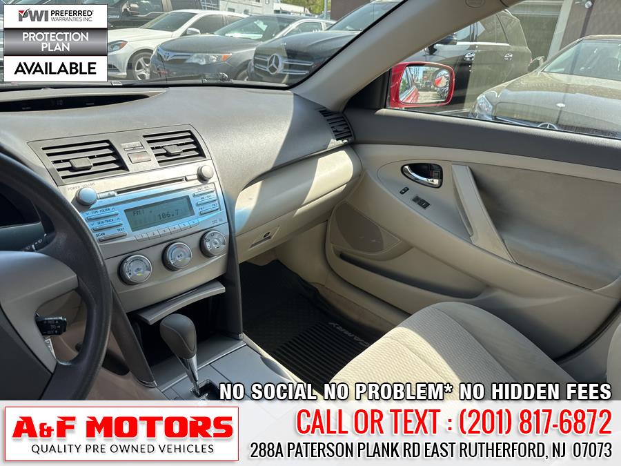 2010 Toyota Camry photo