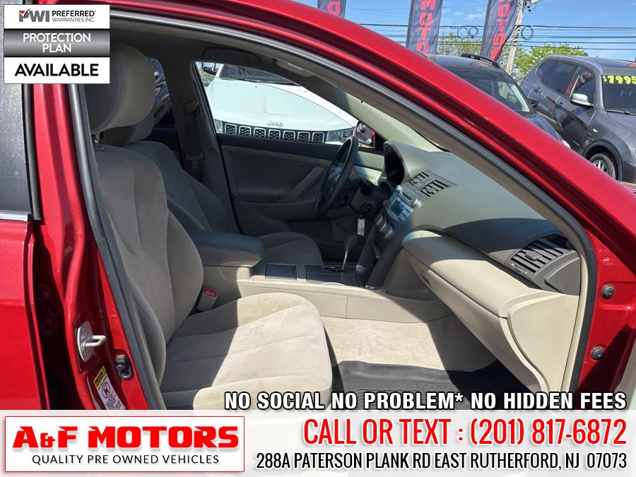 2010 Toyota Camry photo